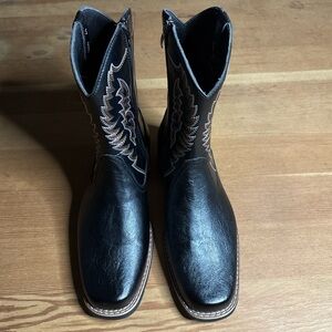 Men's Black Western Leather Boots with Embroidered Shaft